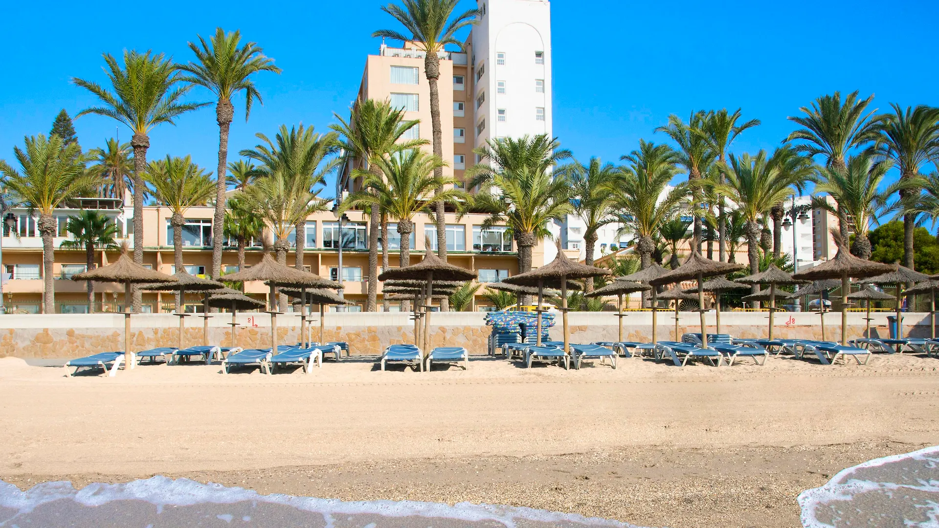Hotel Playadulce Aguadulce